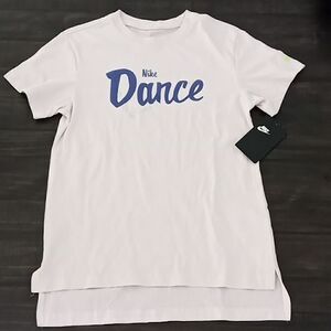 Nike dance t-shirt size medium girls